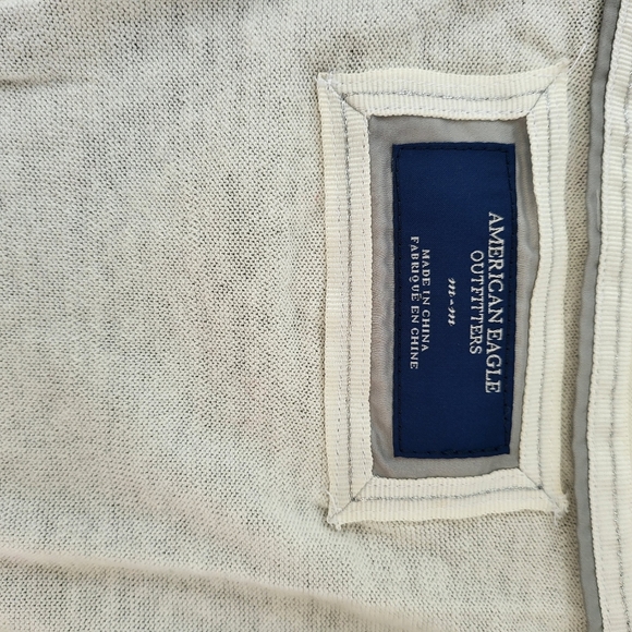 American Eagle Outfitters Sweater - Picture 2 of 3